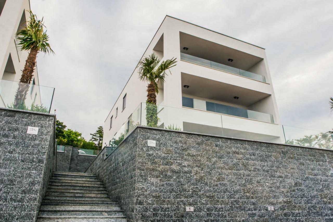 The View Luxury Apartment Драмал Екстериор снимка